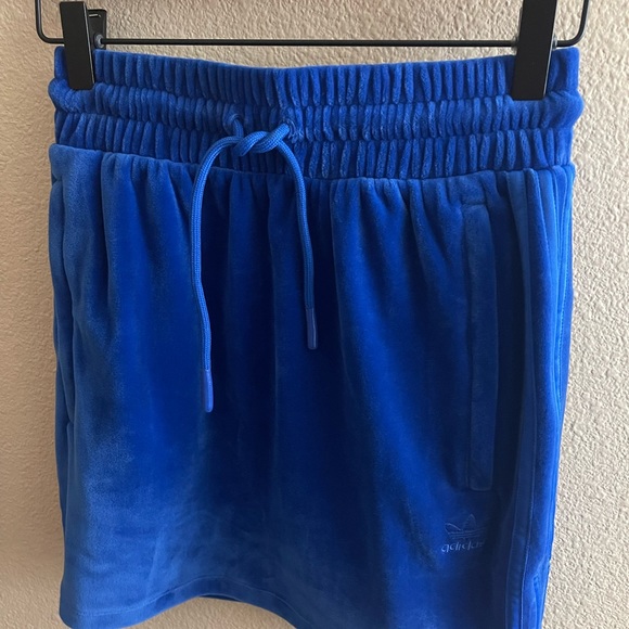 12) Adidas Jeremy scott blue velour mini skirt XS size - Picture 2 of 3